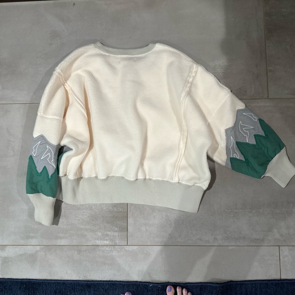 NWT Free People Cream and Green Mountain Sweater - Picture 3 of 3